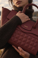 Isolda - Wine Burgundy
